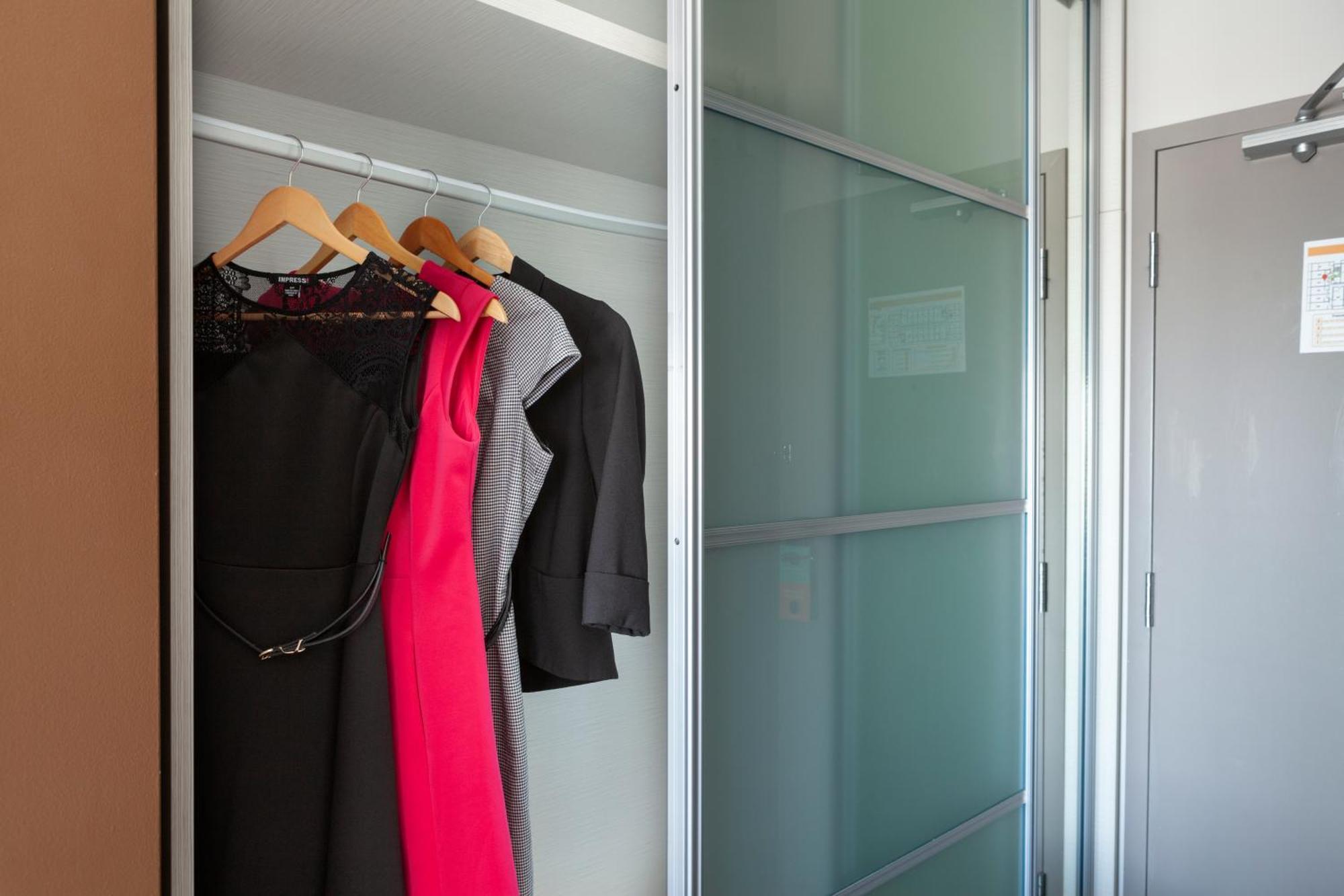Micro Boutique Living Улфвил Екстериор снимка